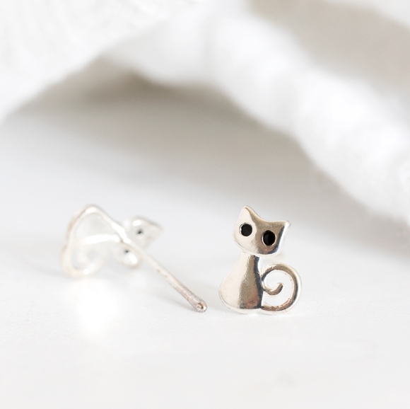 Haunted Cat Studs - Picture 5 of 7